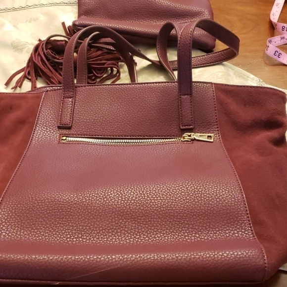 Mode Luxe Tote Purse & Make Up Bag Merlot Suede and Faux Leather NWOT - Picture 3 of 8